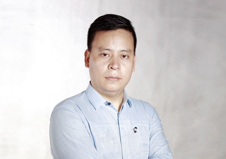把每一件首饰都变成艺术品—阿宝